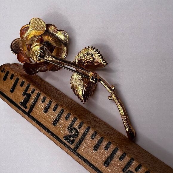 GOLDEN ROSE BROOCH VINTAGE 1960’s - Picture 3 of 4